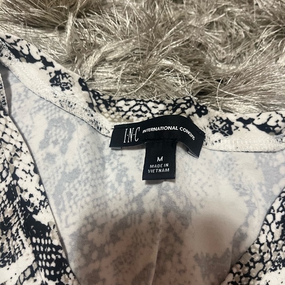 Patterned work top - Picture 2 of 3